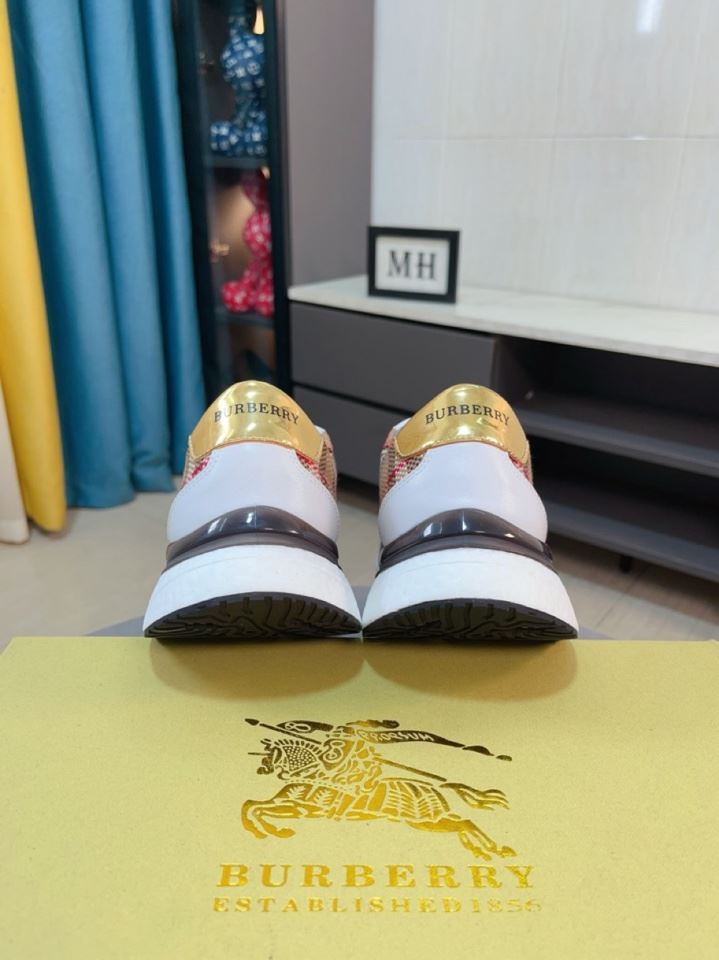 Burberry Low Shoes